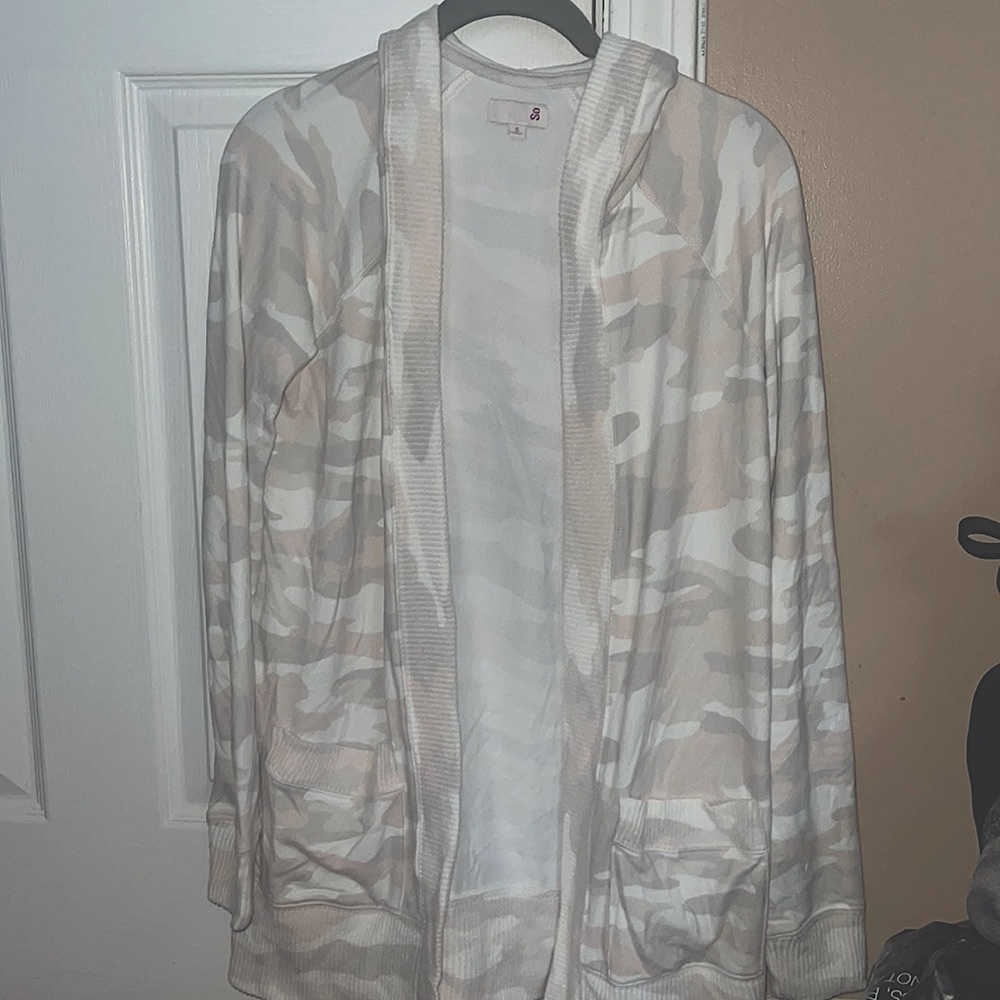Juniors SO Cardigan Size Small/ Fits Women’s Small/Medium